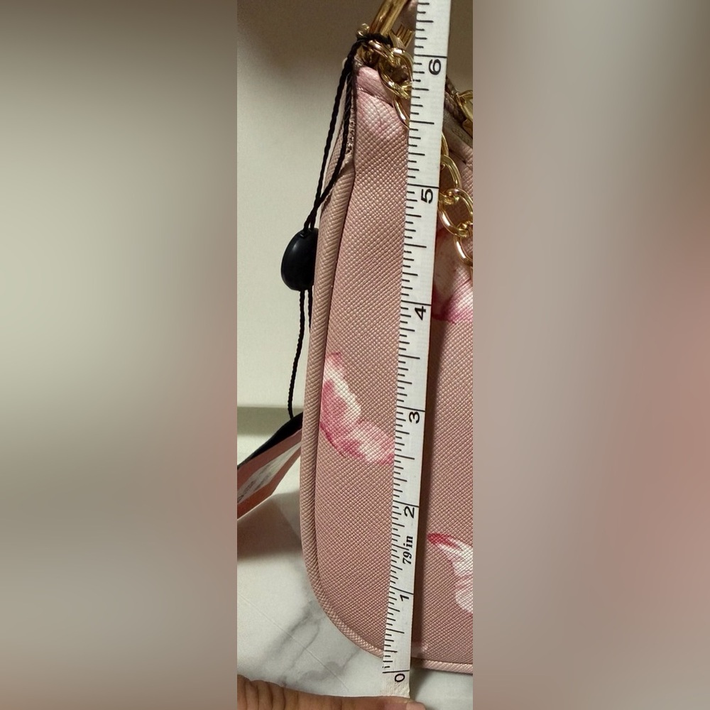 🔥Elegant Black Shoulder Bag with Pink Floral Accent WITH AUTHENTIC LV CHARM🔥 - Picture 5 of 6